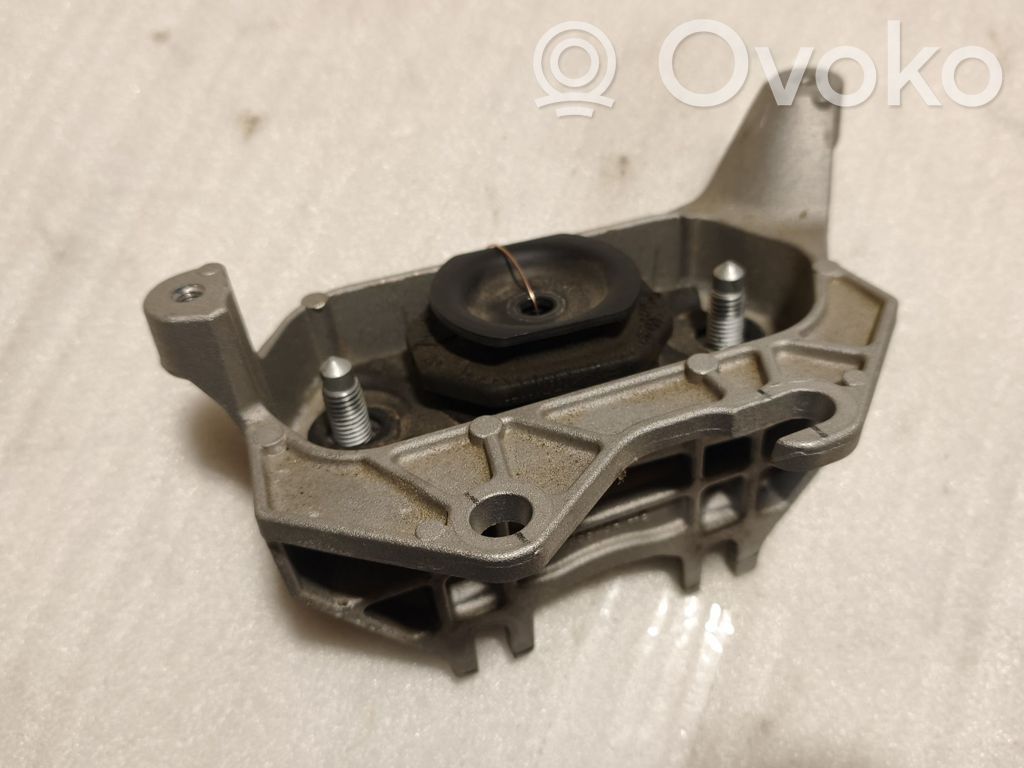 Dacia Sandero III Gearbox mount 