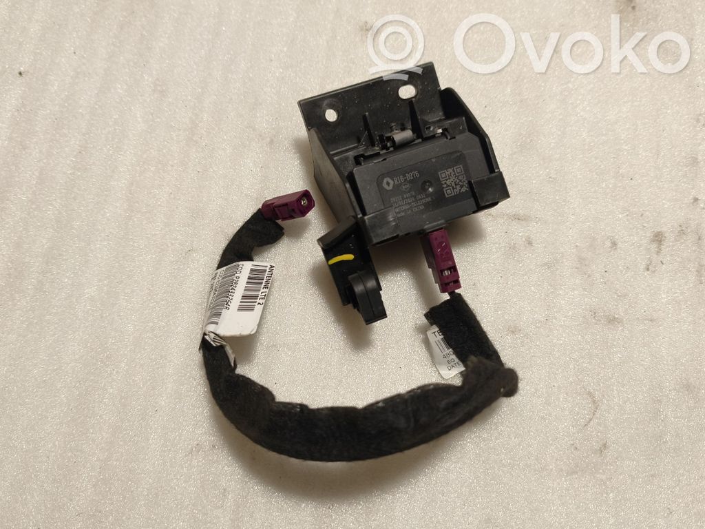 Dacia Sandero III Aerial antenna amplifier 