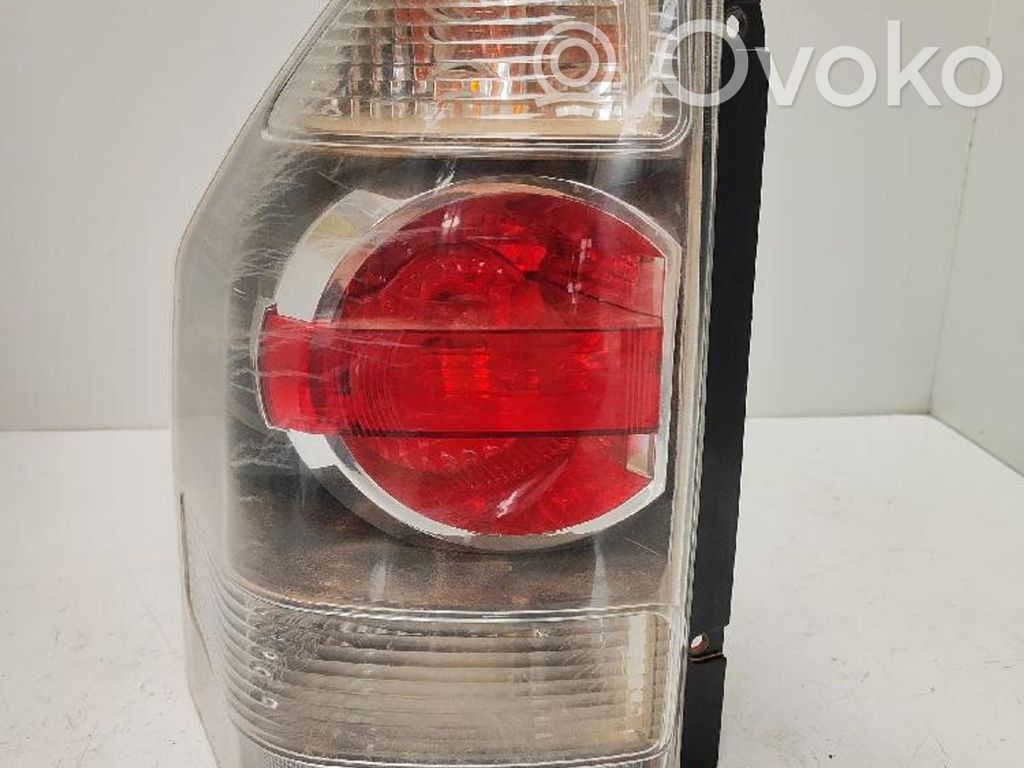 Mitsubishi Montero Luz trasera/de freno 