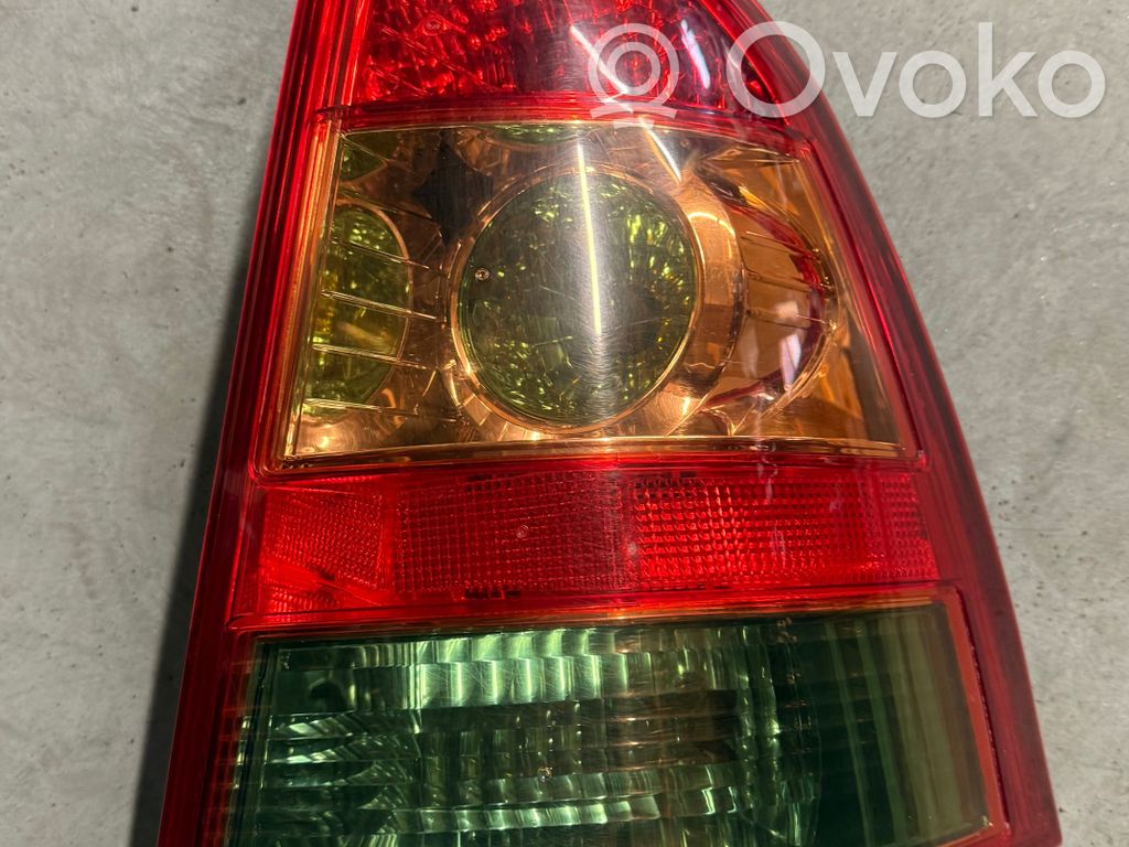 Toyota Corolla E120 E130 Luci posteriori 