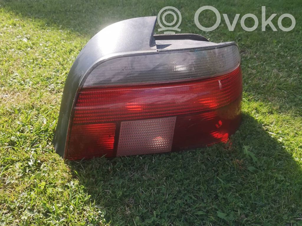 Galinis žibintas kėbule
