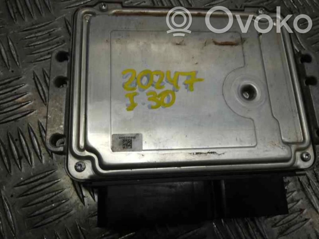 Hyundai i30 Engine control unit/module ECU 