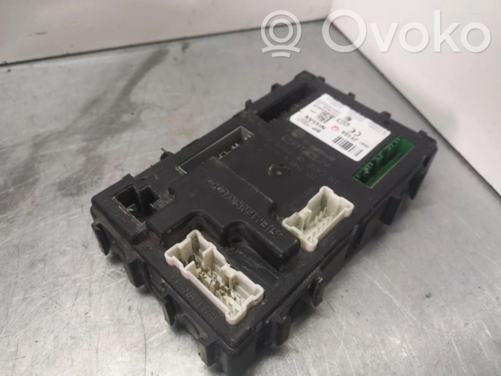 Renault Koleos I Fuse module 