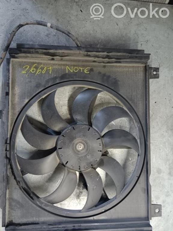 Nissan Note (E12) Tila-auton jääkaappi 