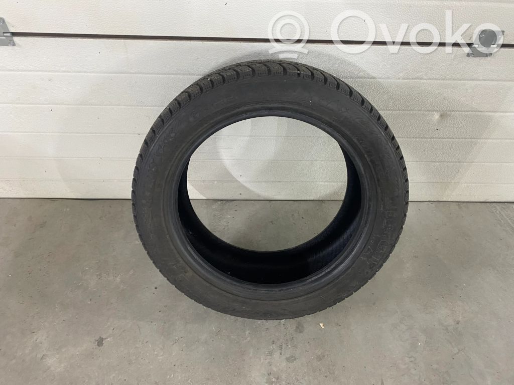 Opony zimowe z kolcami R17   22550R17