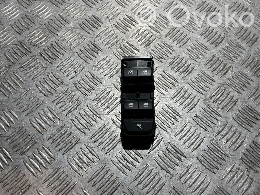 KIA Ceed Interruptor del elevalunas eléctrico 