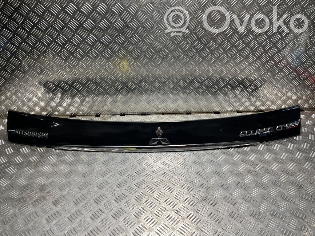 Mitsubishi Eclipse Cross Trunk door license plate light bar 