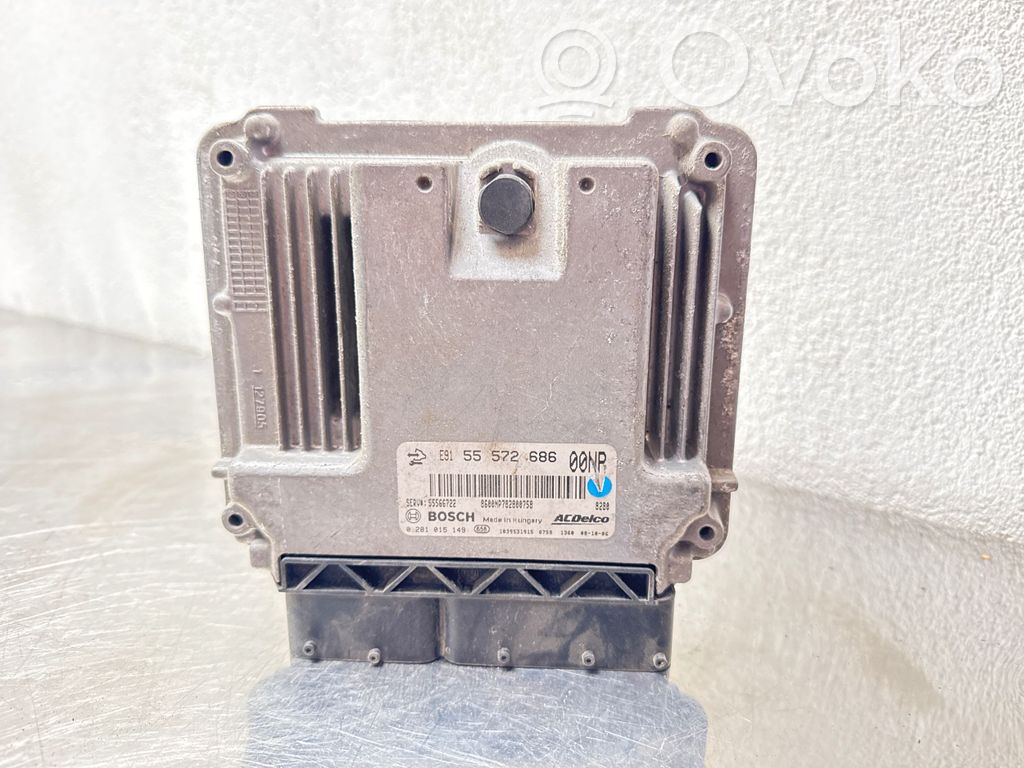 Opel Insignia A Engine control unit/module 
