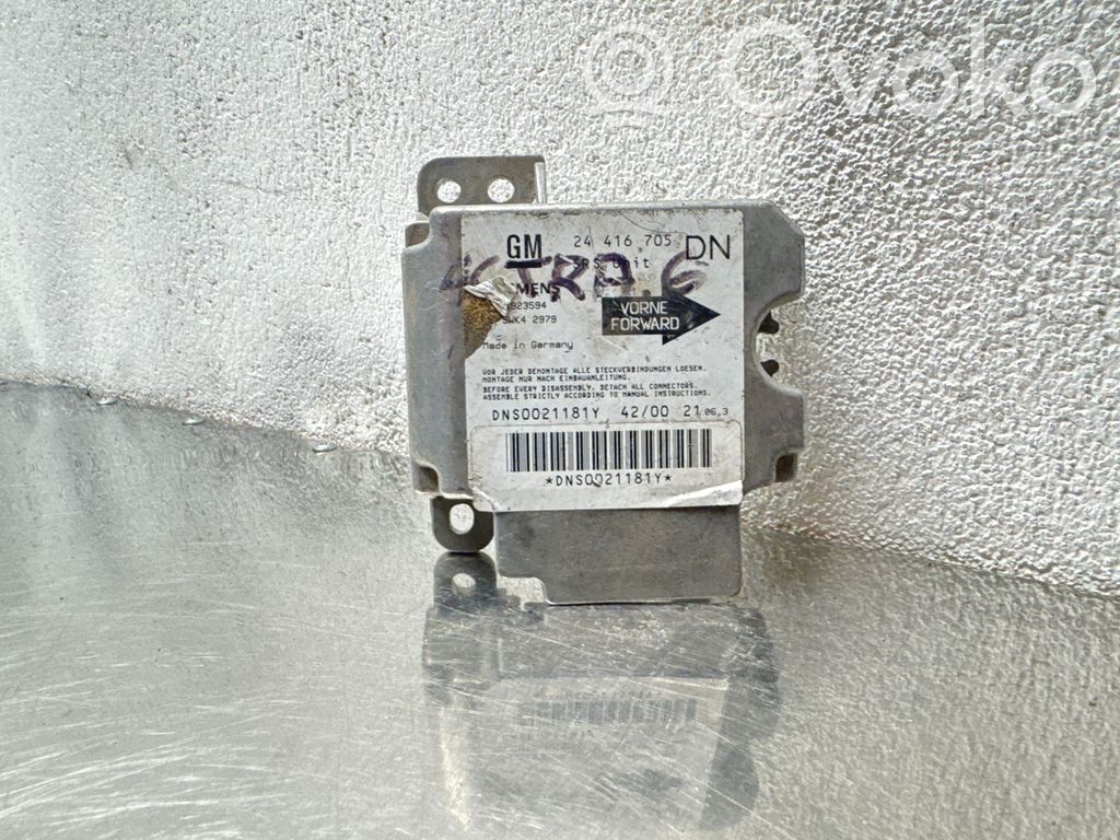 Opel Astra G Airbag control unit/module 