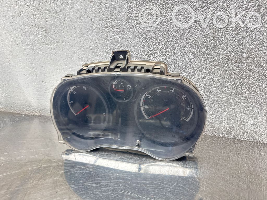 Opel Corsa D Vitezometru (grup de instrumente) 