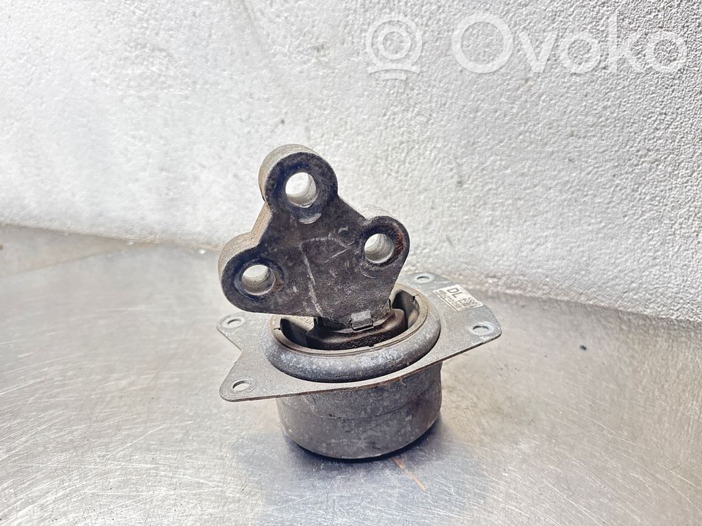 Engine mount bracket   13312098