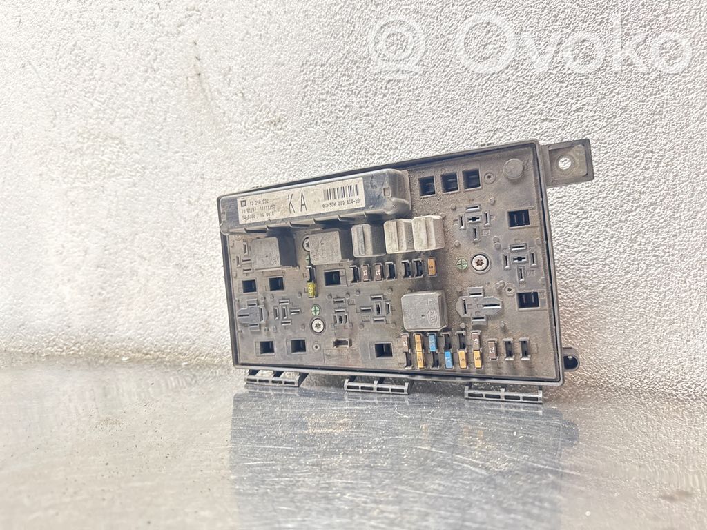 Opel Astra H Fuse module 