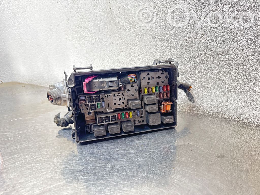 Opel Corsa D Fuse module 