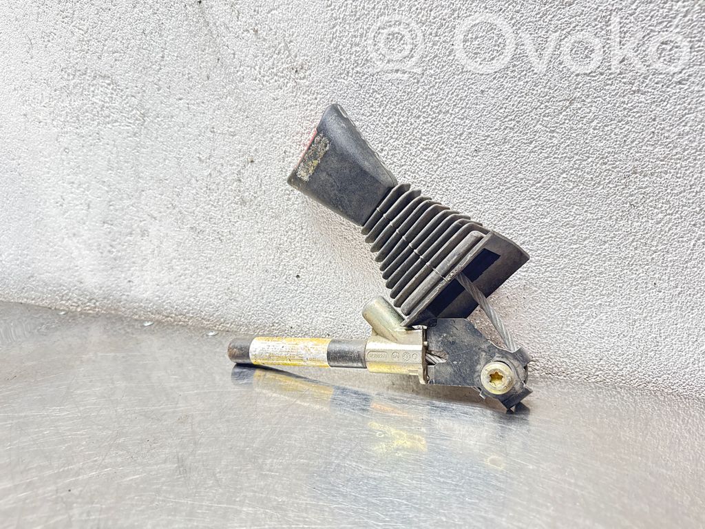 Opel Frontera B Bridă fixare centură de siguranță față 