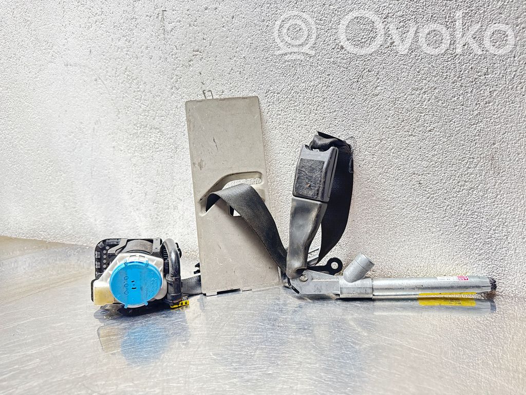 Opel Insignia A Front seatbelt 