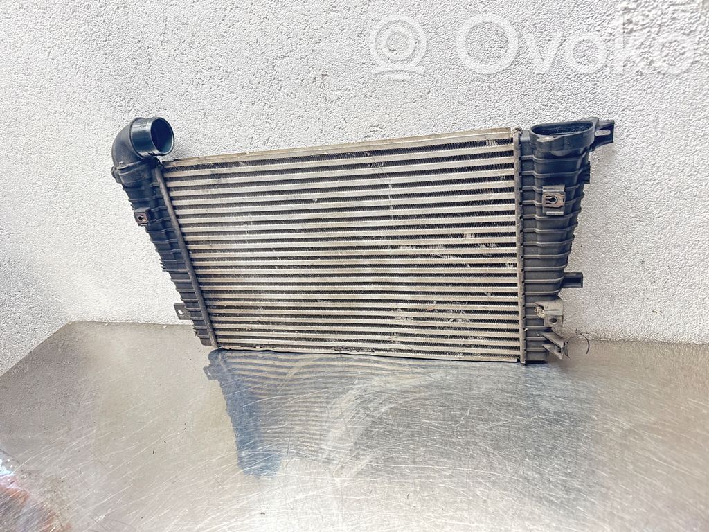 Opel Zafira B Interkūlerio radiatorius 