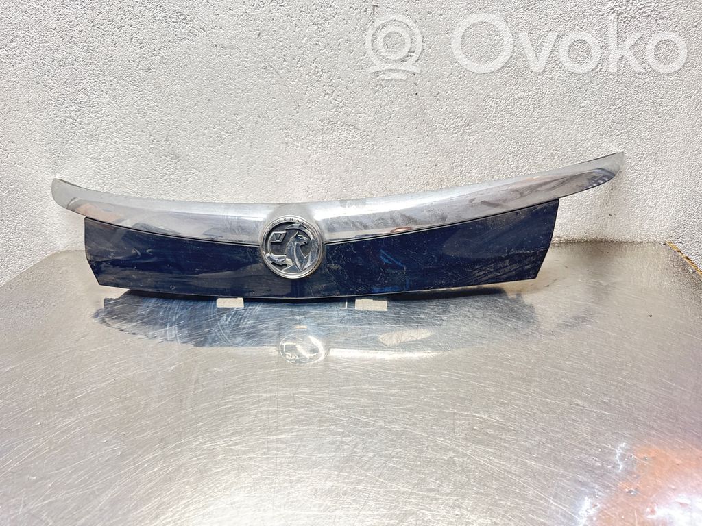 Opel Insignia A Listwa oświetlenie tylnej tablicy rejestracyjnej 