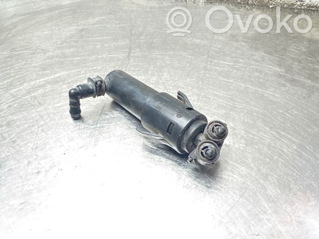 Opel Insignia A Dysza spryskiwacza lampy przedniej 