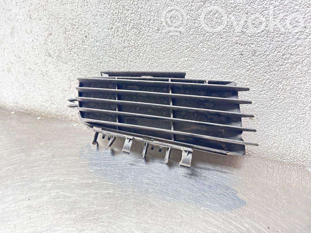 Opel Vectra C Kratka dolna zderzaka przedniego 