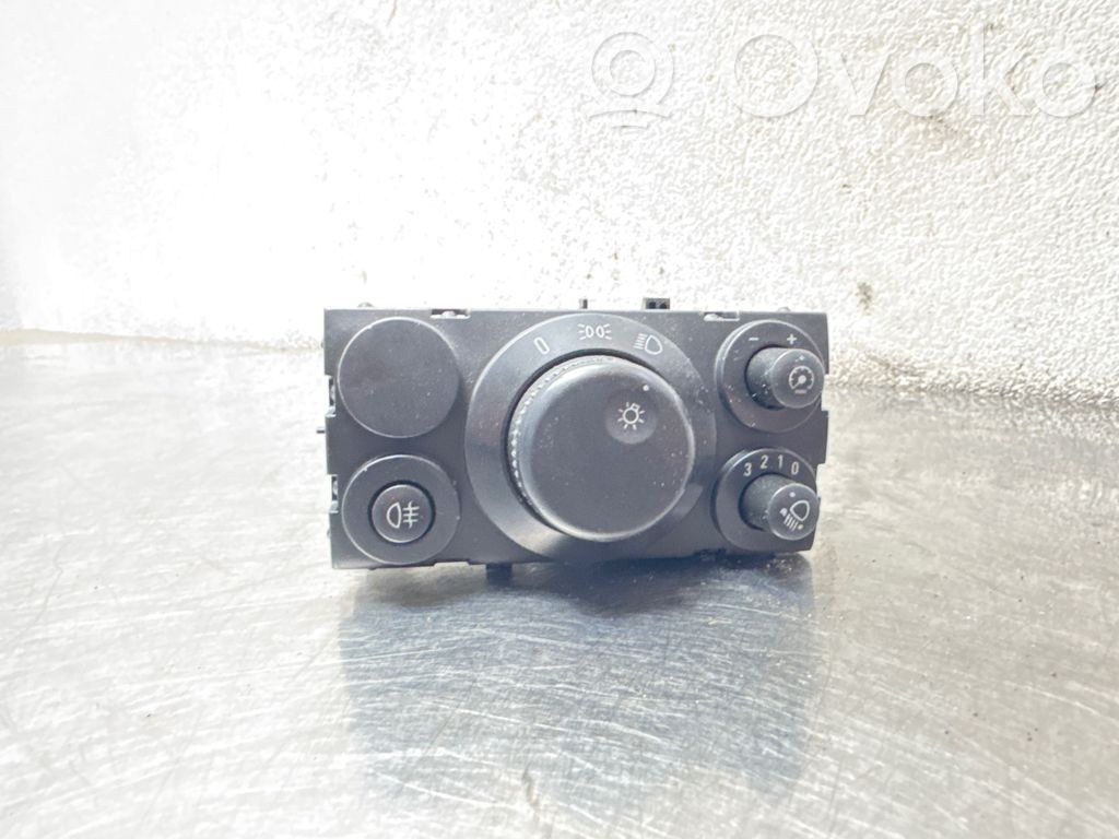 Opel Astra H Interruptor de luz 