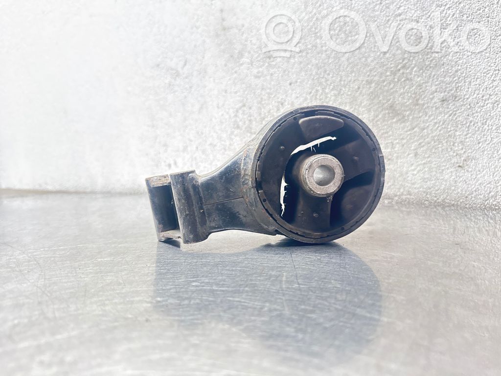 Engine mount bracket   060927