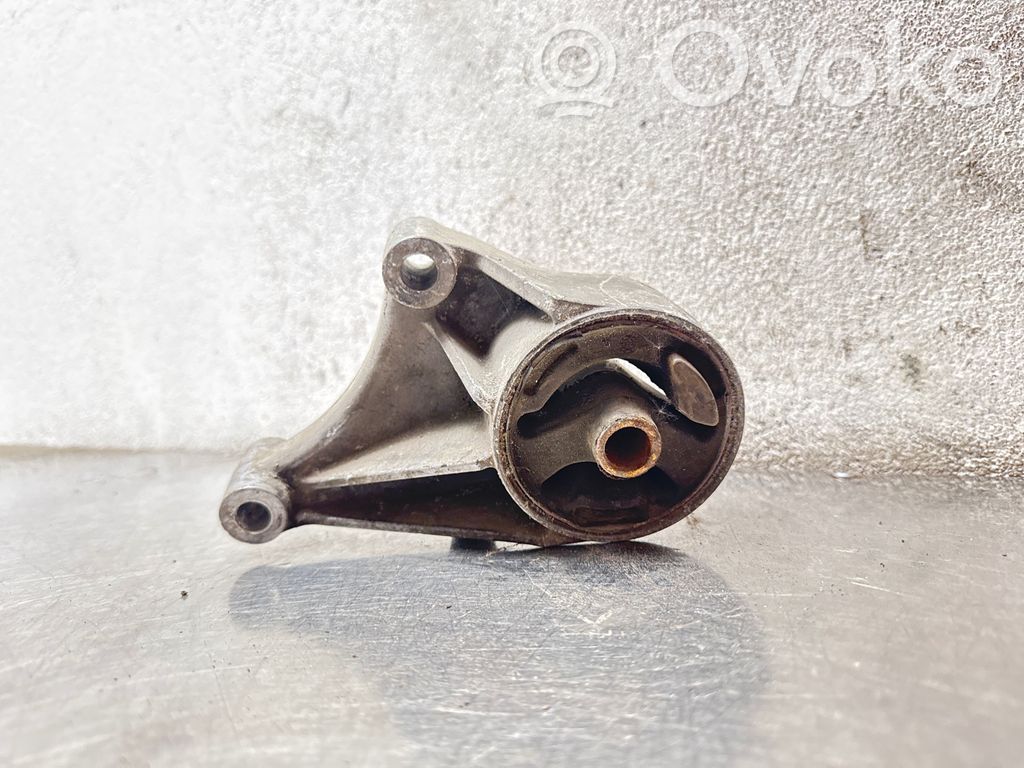 Engine mount bracket   13125635