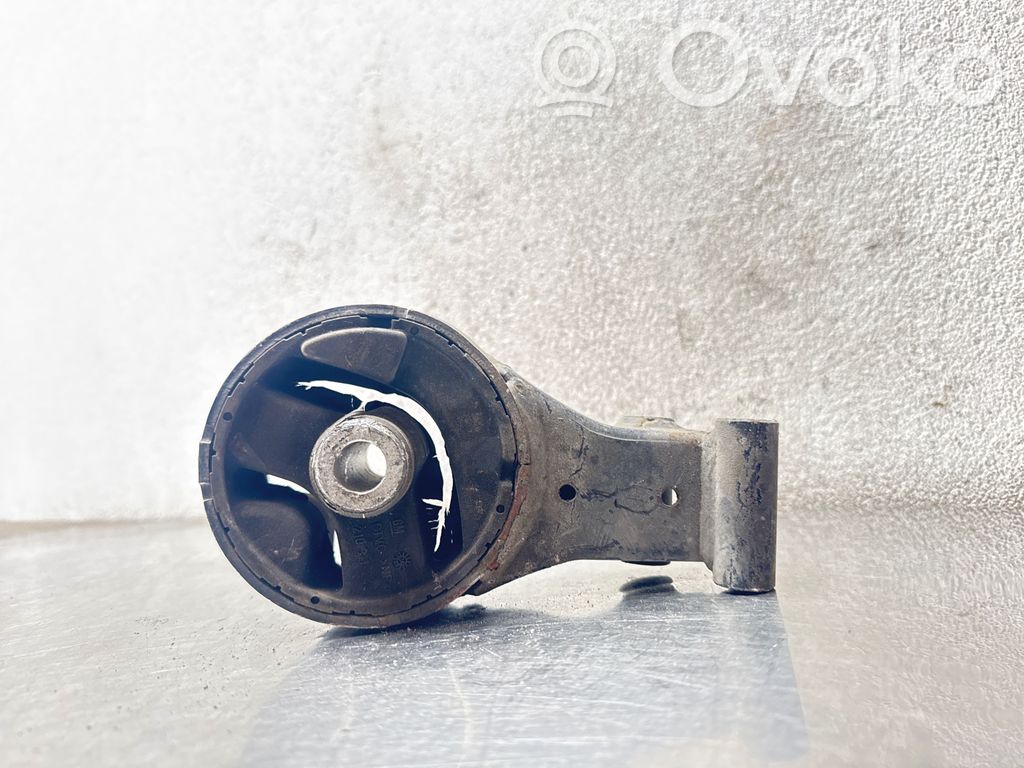 Opel Astra H Engine mount bracket 