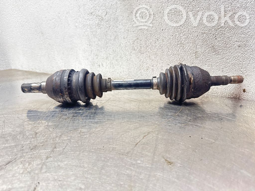 Opel Astra H Półoś przednia 