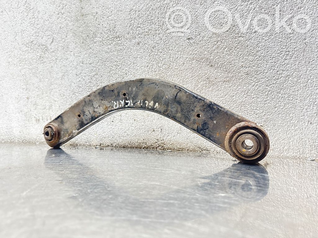 Opel Vectra C Wahacz tylny 