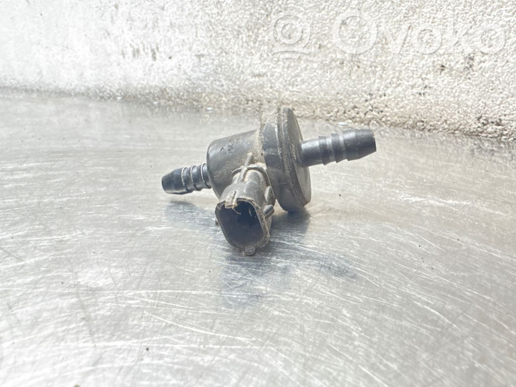 Opel Zafira B Válvula de vacío (Usadas) 