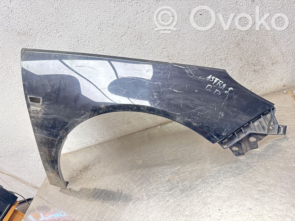 Opel Astra J Крыло 