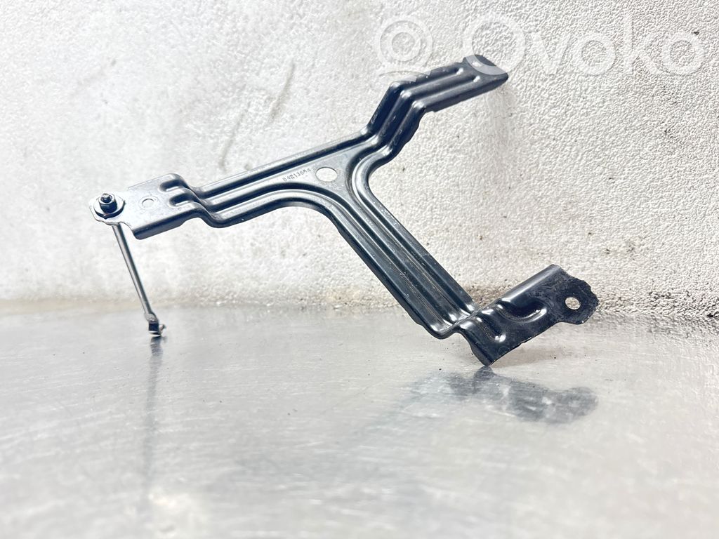 Opel Insignia B Battery bracket 