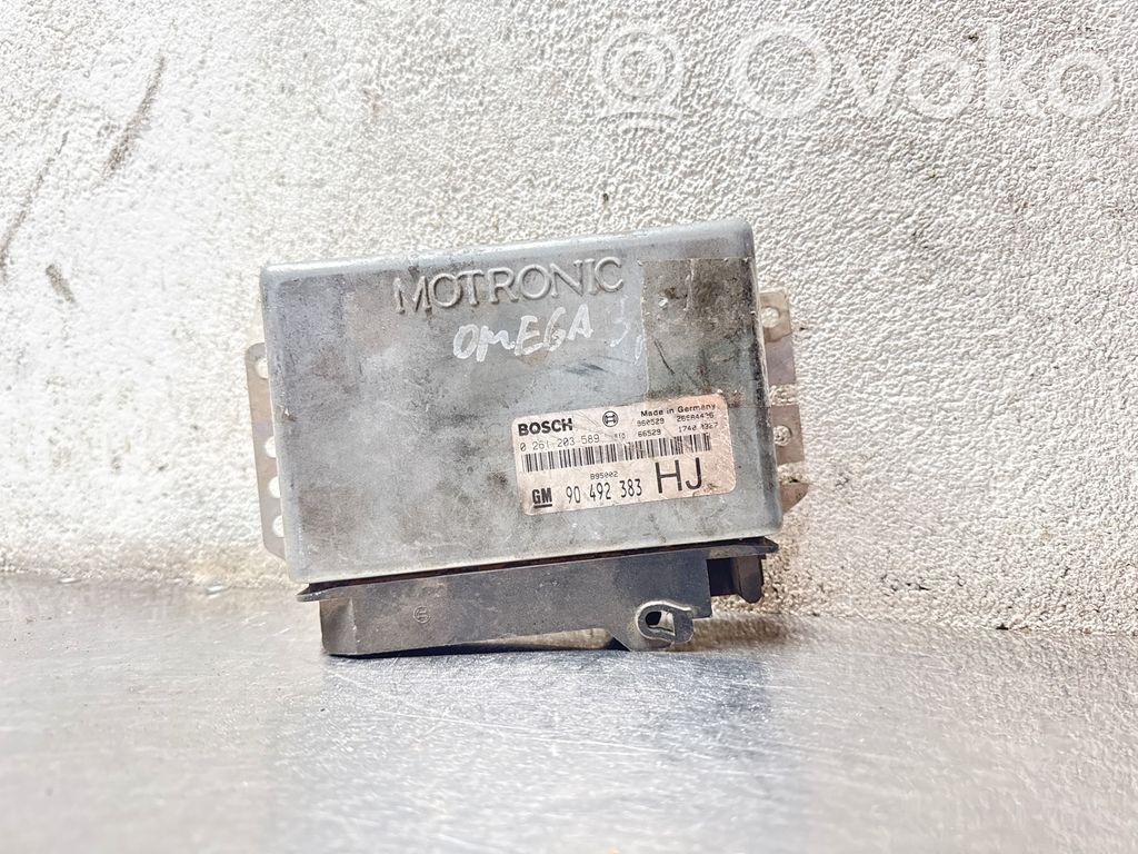 Opel Omega B2 Engine control unit/module 