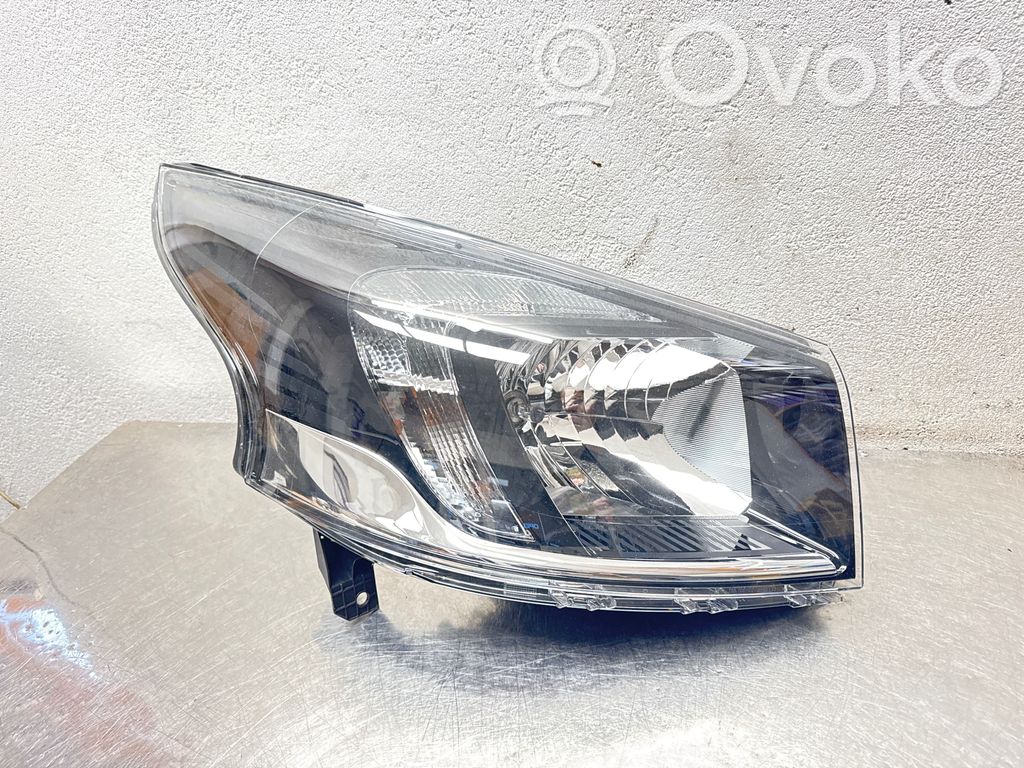 Lampa przednia   1LE011565085,260107816,95517218,011565085