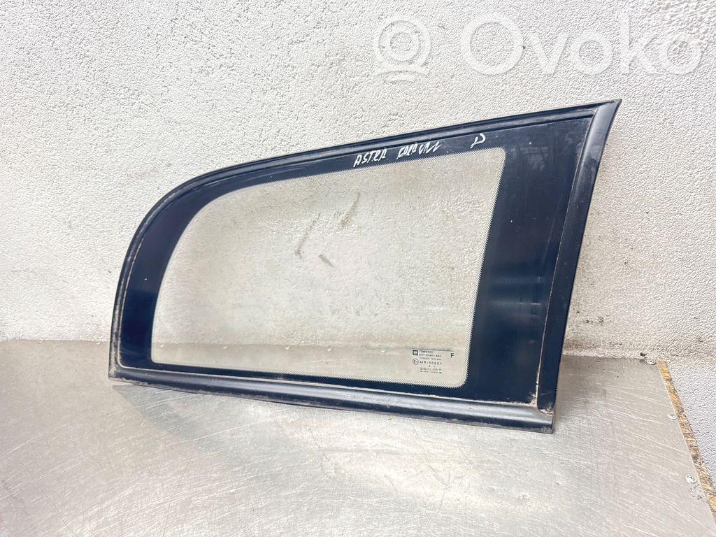 Opel Astra G Rear side window 