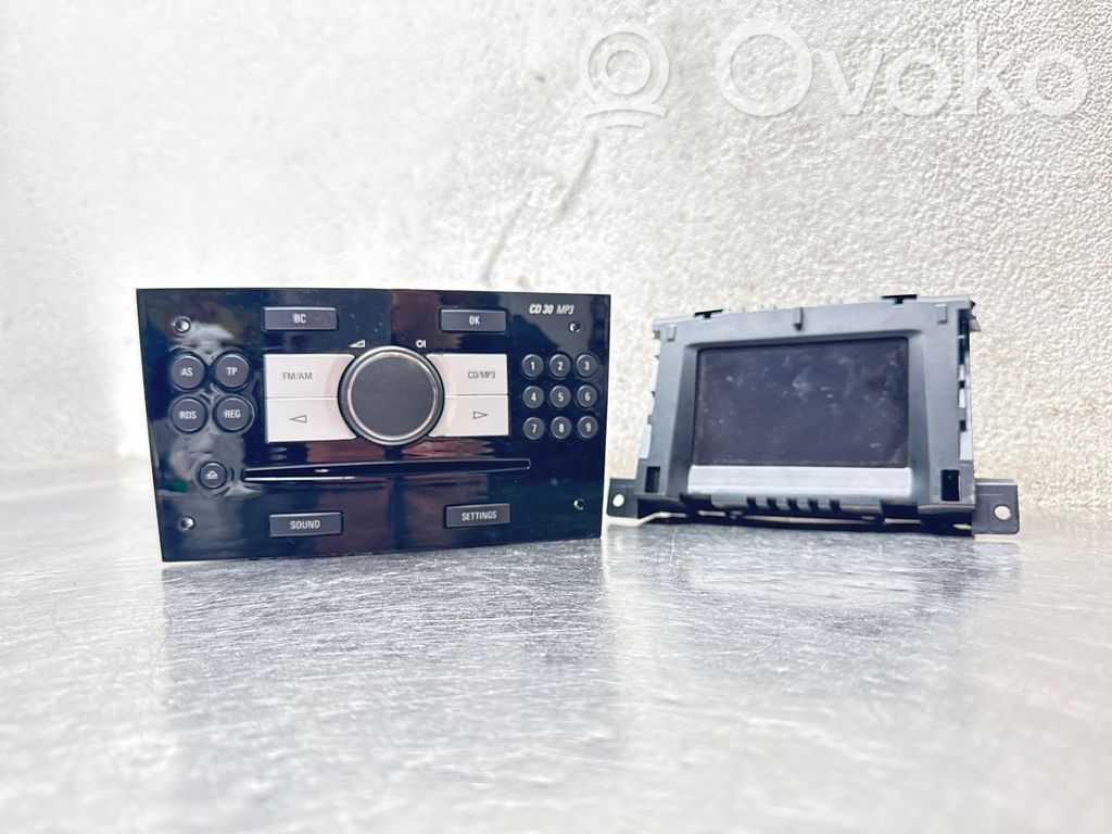 Opel Astra H Panel / Radioodtwarzacz CD/DVD/GPS 