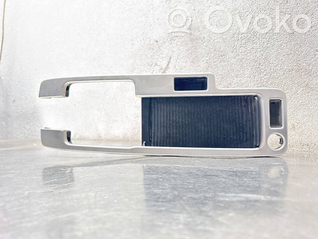 Volvo V50 Contour de levier de vitesses 