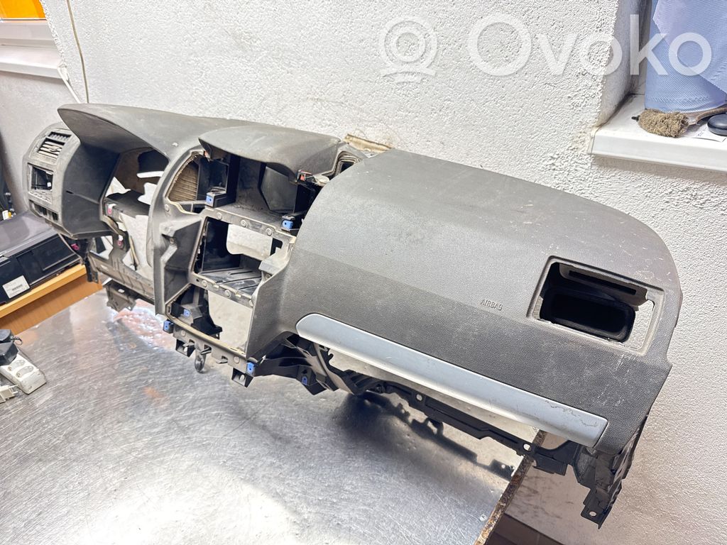 Opel Zafira B Panel de instrumentos 