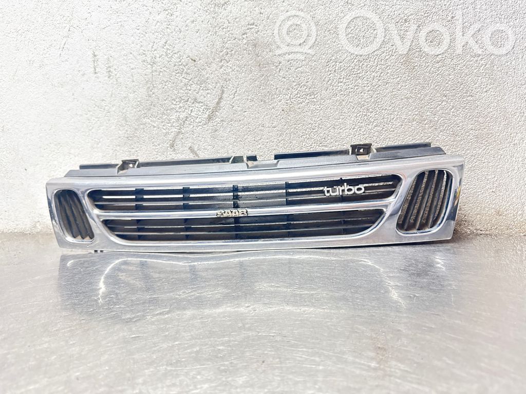Saab 9000 CS Front bumper upper radiator grill 