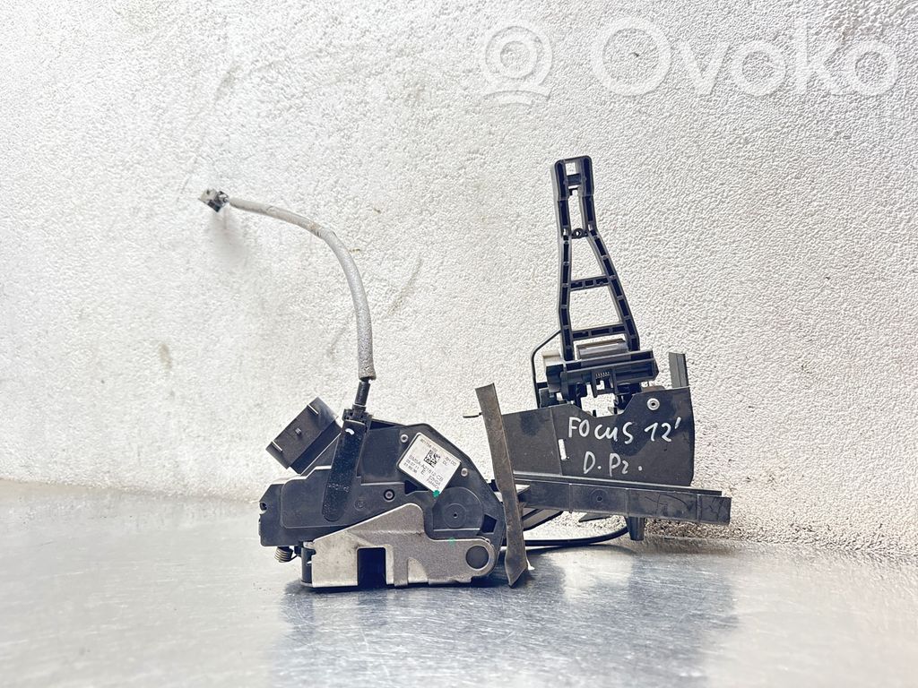 Ford Focus Front door lock 