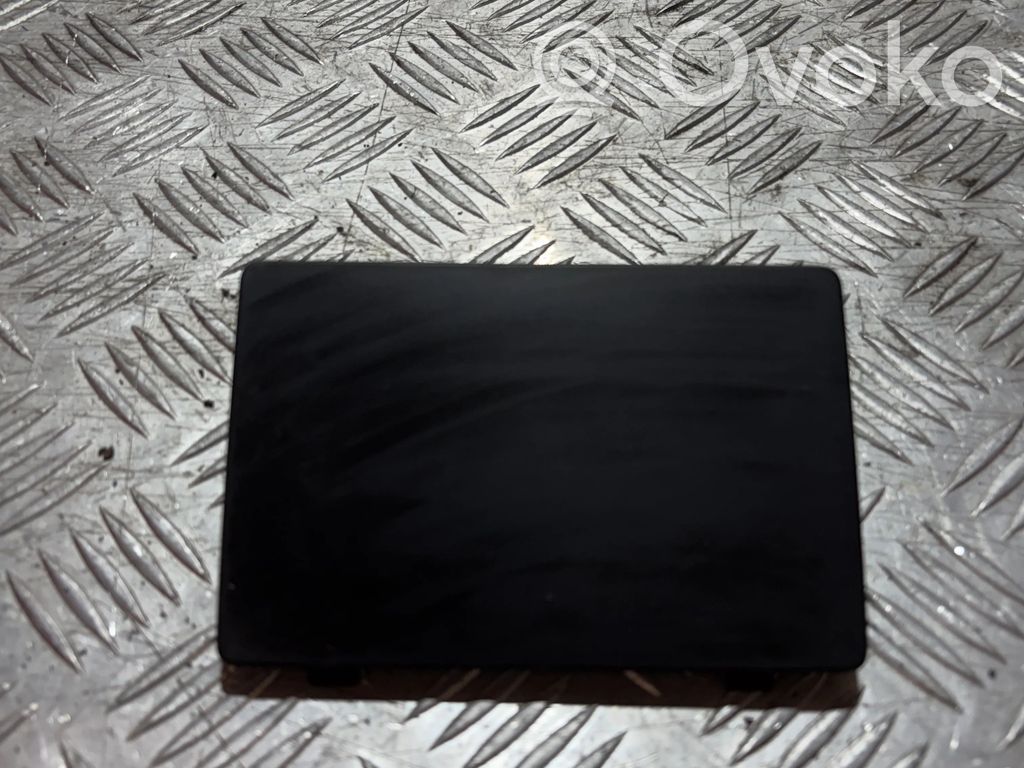Citroen C4 III e-C4 Front bumper upper radiator grill 