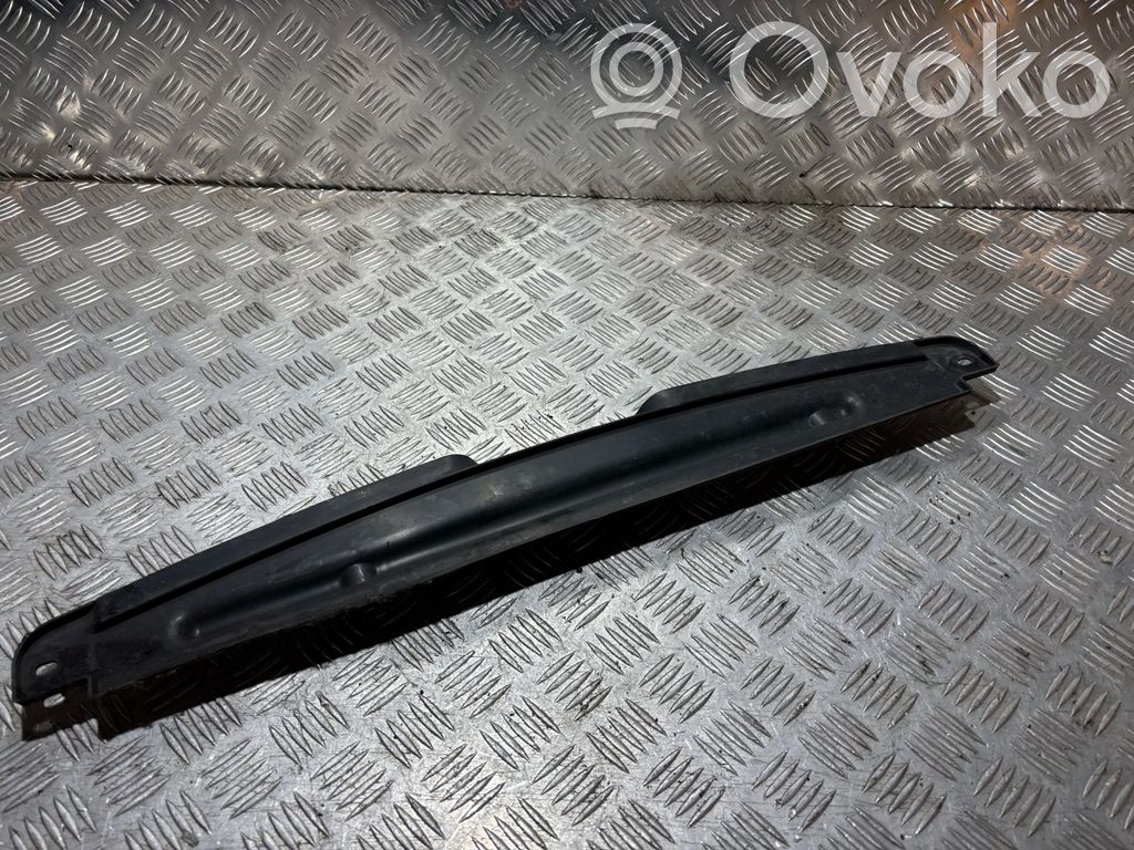 Suzuki Vitara (LY) Guía de aire del intercooler 