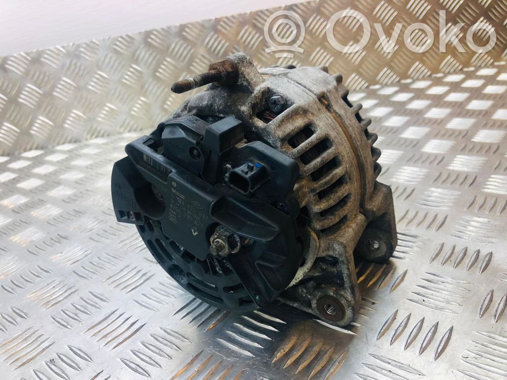 Renault Clio III Ģenerators 