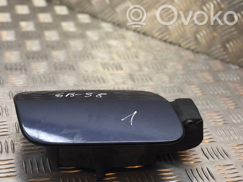 Audi A8 S8 D3 4E Fuel tank cap 