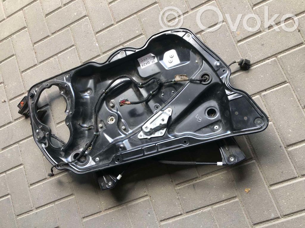 Volkswagen PASSAT B6 Mechanizm podnoszenia szyby przedniej bez silnika 