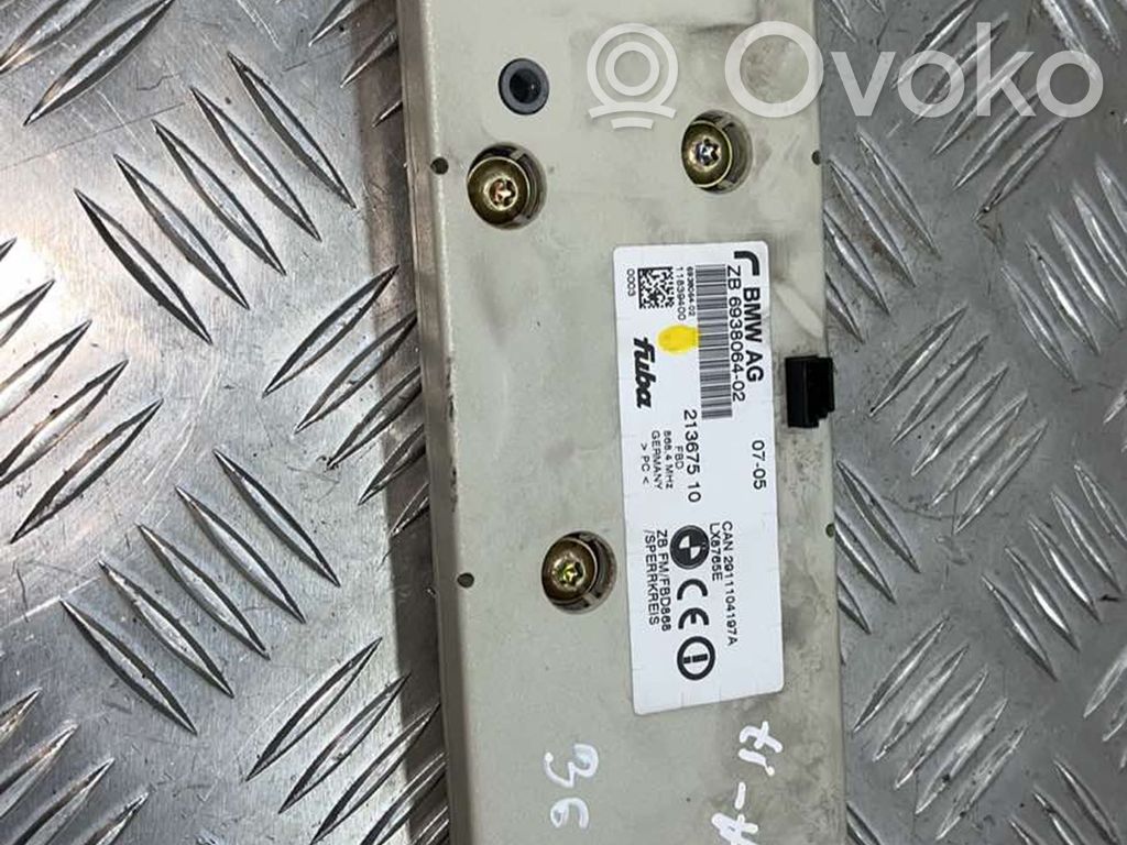 BMW 7 E65 E66 Antenos stiprintuvas 