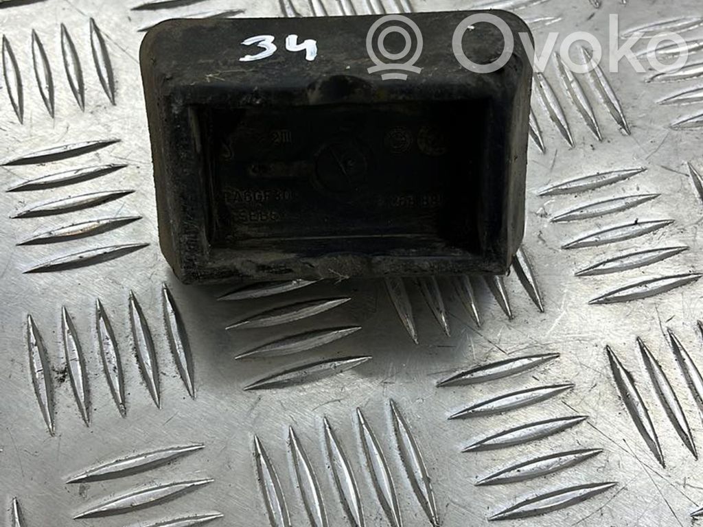 BMW X3 E83 Jacking socket point 