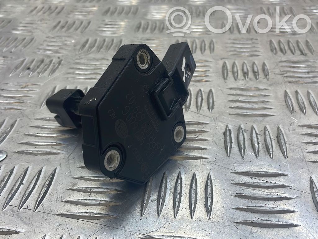 Oil level sensor   03C907660C