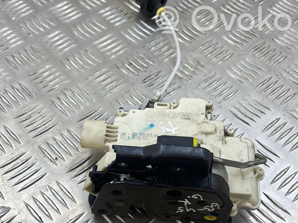 Audi A4 S4 B7 8E 8H Rear door lock 