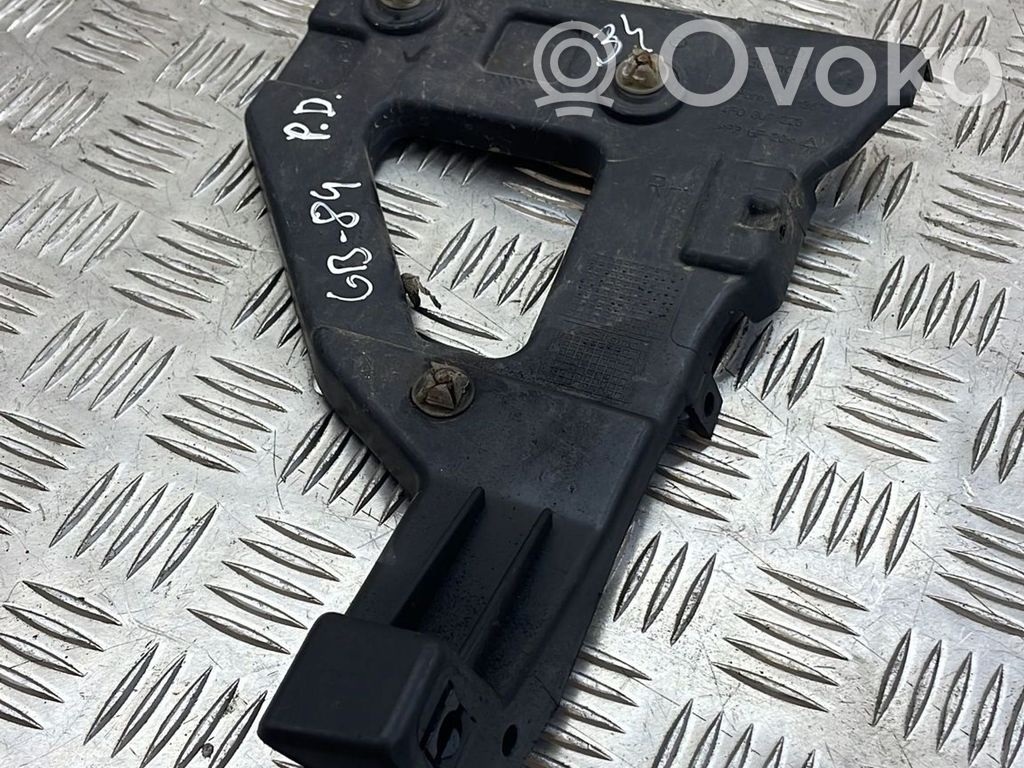 Audi A6 S6 C6 4F Front bumper mounting bracket 